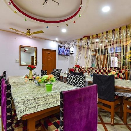 Airport Sky Inn Homestay Dzsaipur Kültér fotó