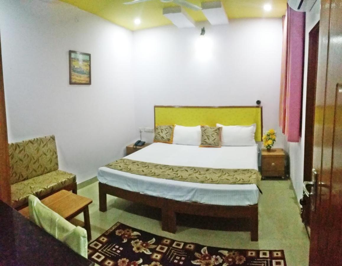 Airport Sky Inn Homestay Dzsaipur Kültér fotó
